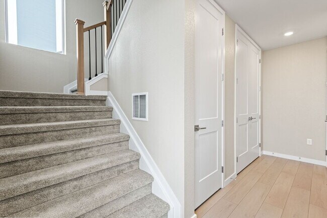 Foto del edificio - 12014 Octave Ave