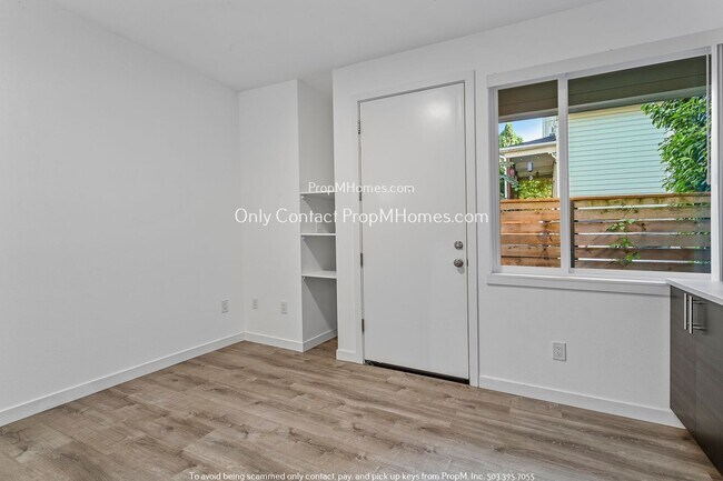Foto del edificio - Charming Condo with Modern Amenities in Pr...