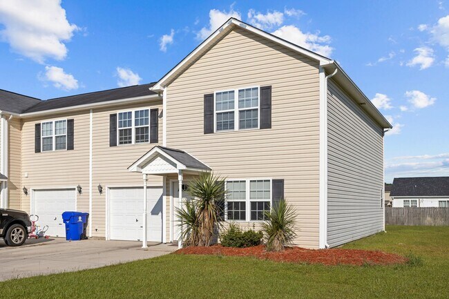 Foto del edificio - 216 Smallwood Rd