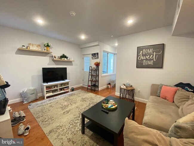 Foto del edificio - 634 N 13th St