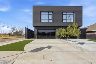 Building Photo - 6803 Tyree St