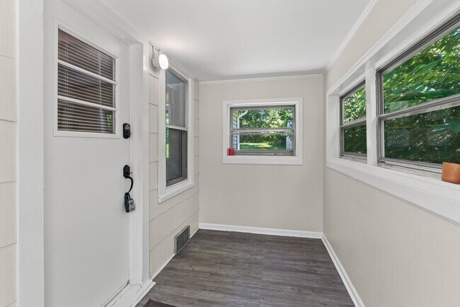 Foto del edificio - Updated 4-Bedroom Home in Blackstone!
