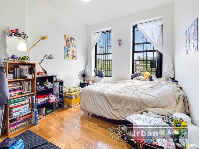 Foto del edificio - 1945 Broadway