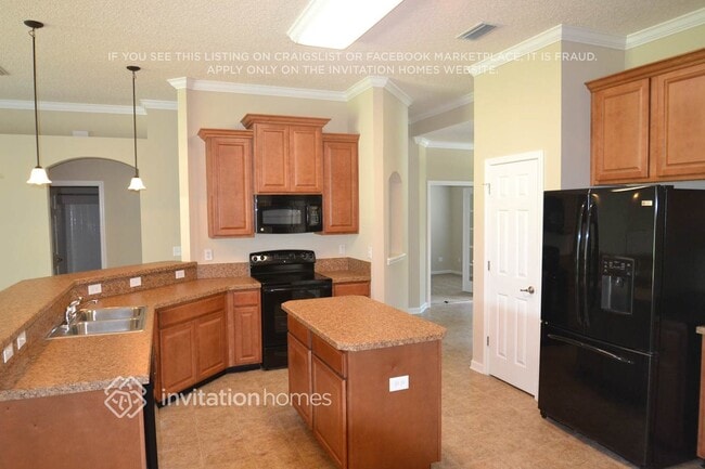 Building Photo - 4015 Trail Ridge Road