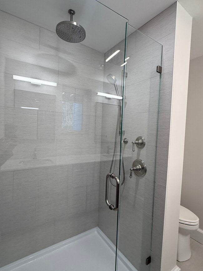 Foto del edificio - 42 O'Neil St