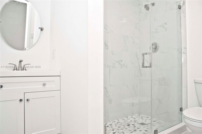 Foto del edificio - 4109 N Ocean Dr