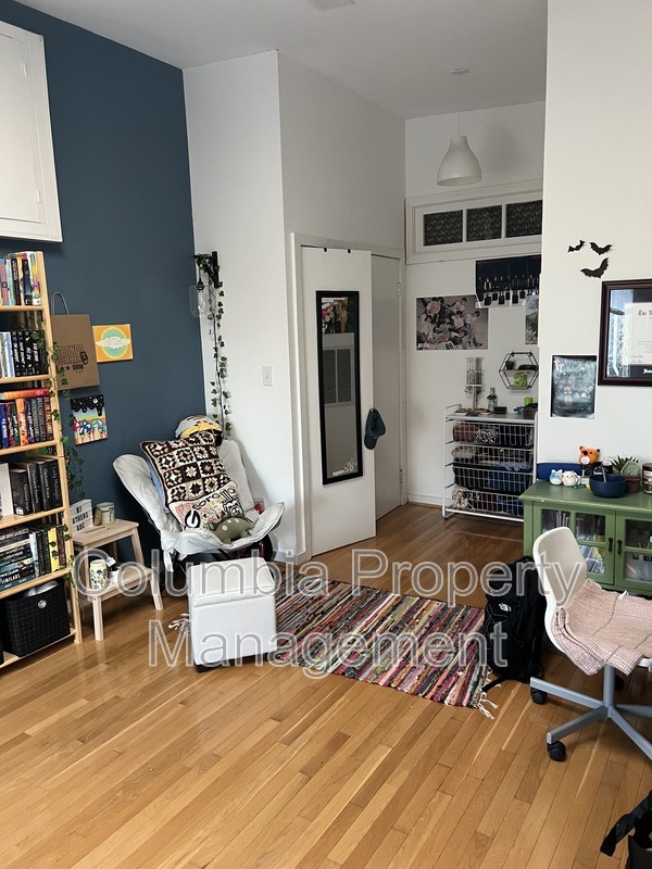 119 Bloomingdale Ct NW Unit 2, Washington, DC 20001 Condo for Rent in Washington, DC