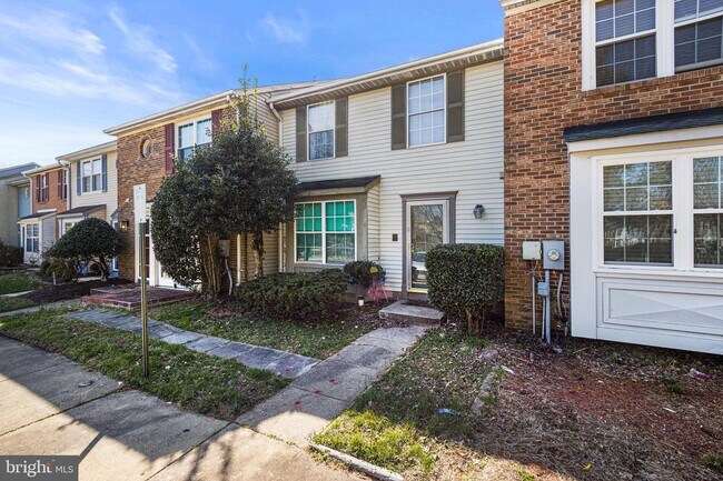 Building Photo - 1635 Forest Park Dr