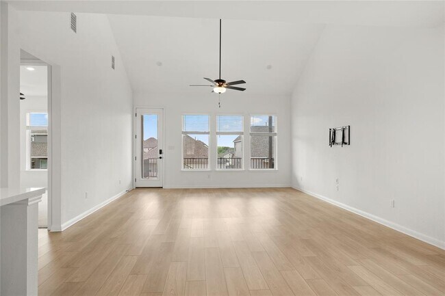 Building Photo - 236 Wingstem Wy