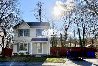 Building Photo - 6466 Woodland Forest Dr