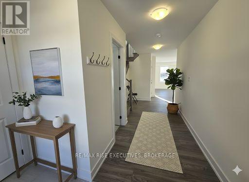 Building Photo - 80 Dusenbury Dr.