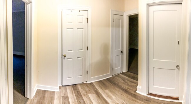 Hallway 1 - 768 Farmington Ave