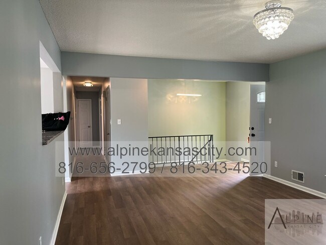 Foto del edificio - Beautiful KC Home near Raytown
