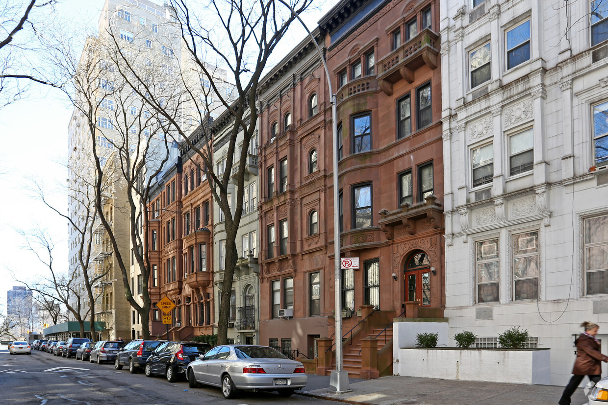Primary Photo - 14 West 90th Street