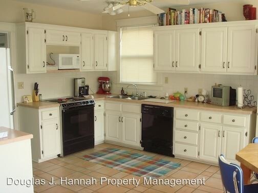 Foto del edificio - 3 br, 1.5 bath House - 958 W 32nd St