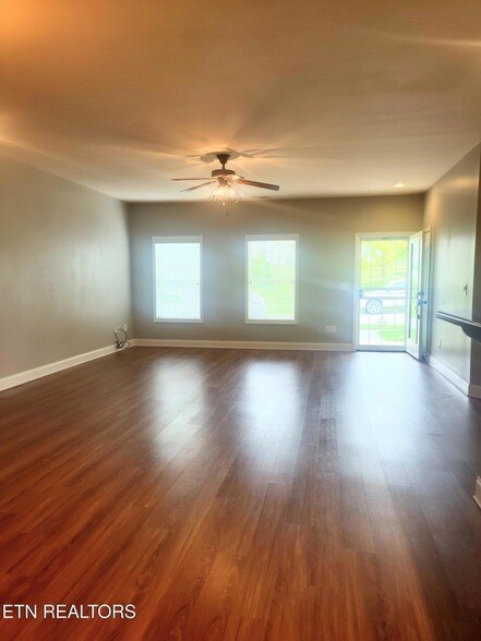 Foto del edificio - 117 Hatleyberry St