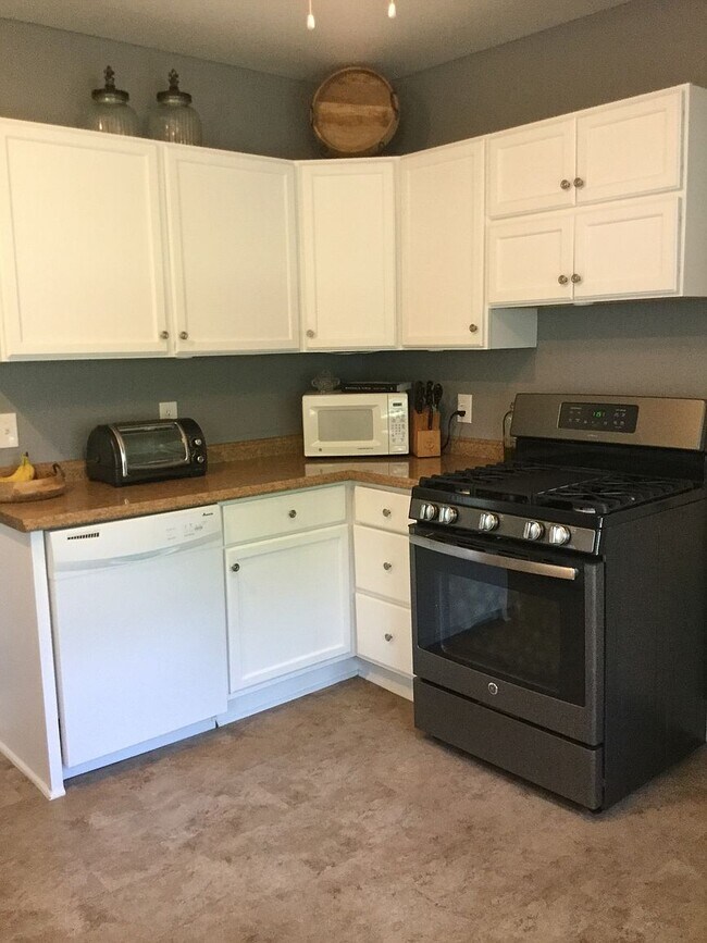 Kitchen - 633 N Water St