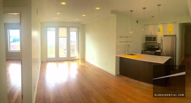 Foto del edificio - 2704 Hoyt Ave S