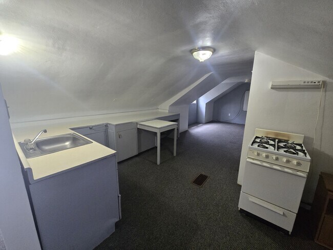 Foto del edificio - 637 W Orchard Dr