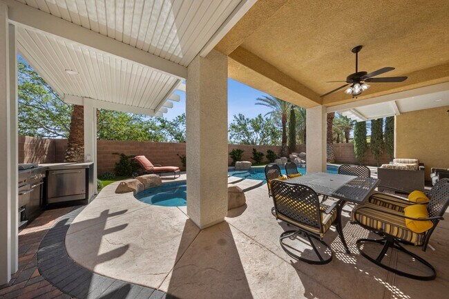 Building Photo - Fully Furnished Southern Highlands Home