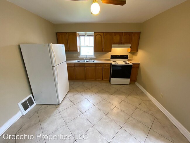 Foto del edificio - 2 br, 1 bath House - 313 Marland Heights Road