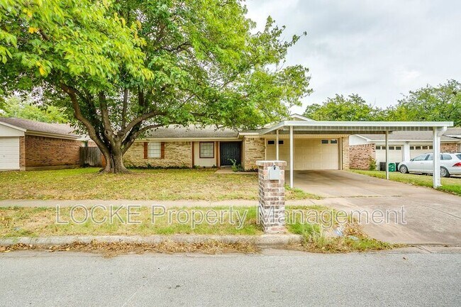 Building Photo - 512 Stallion Ln