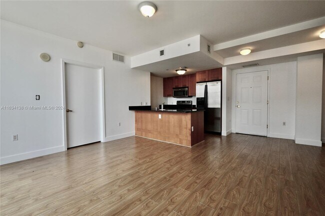 Building Photo - 4100 Salzedo St