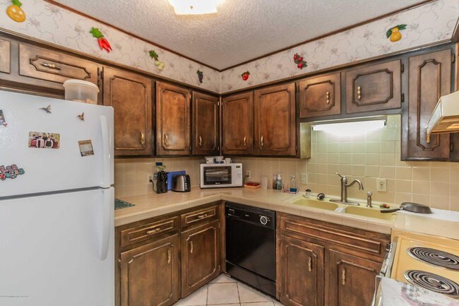 Foto del edificio - 4352 Ridgecrest Cir