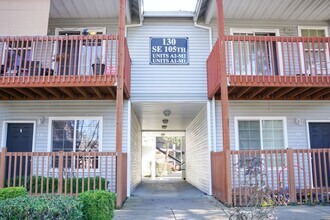 Building Photo - 130 SE 105th Ave