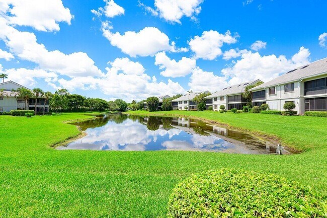 Foto del edificio - 17564 Ashbourne Ln