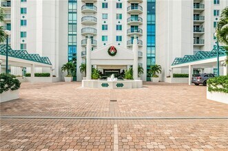 Building Photo - 7515 Pelican Bay Blvd