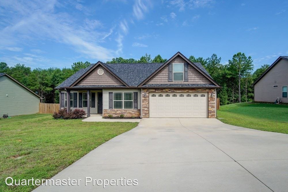 3 br, 2 bath House 246 Bent River Drive House Rental in Inman, SC