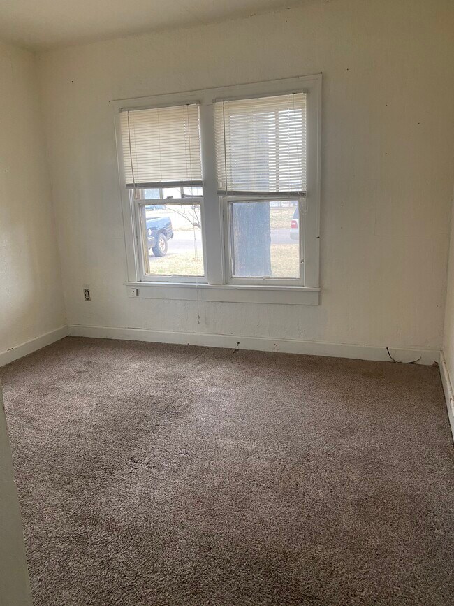 Foto del edificio - 710 W 7th St