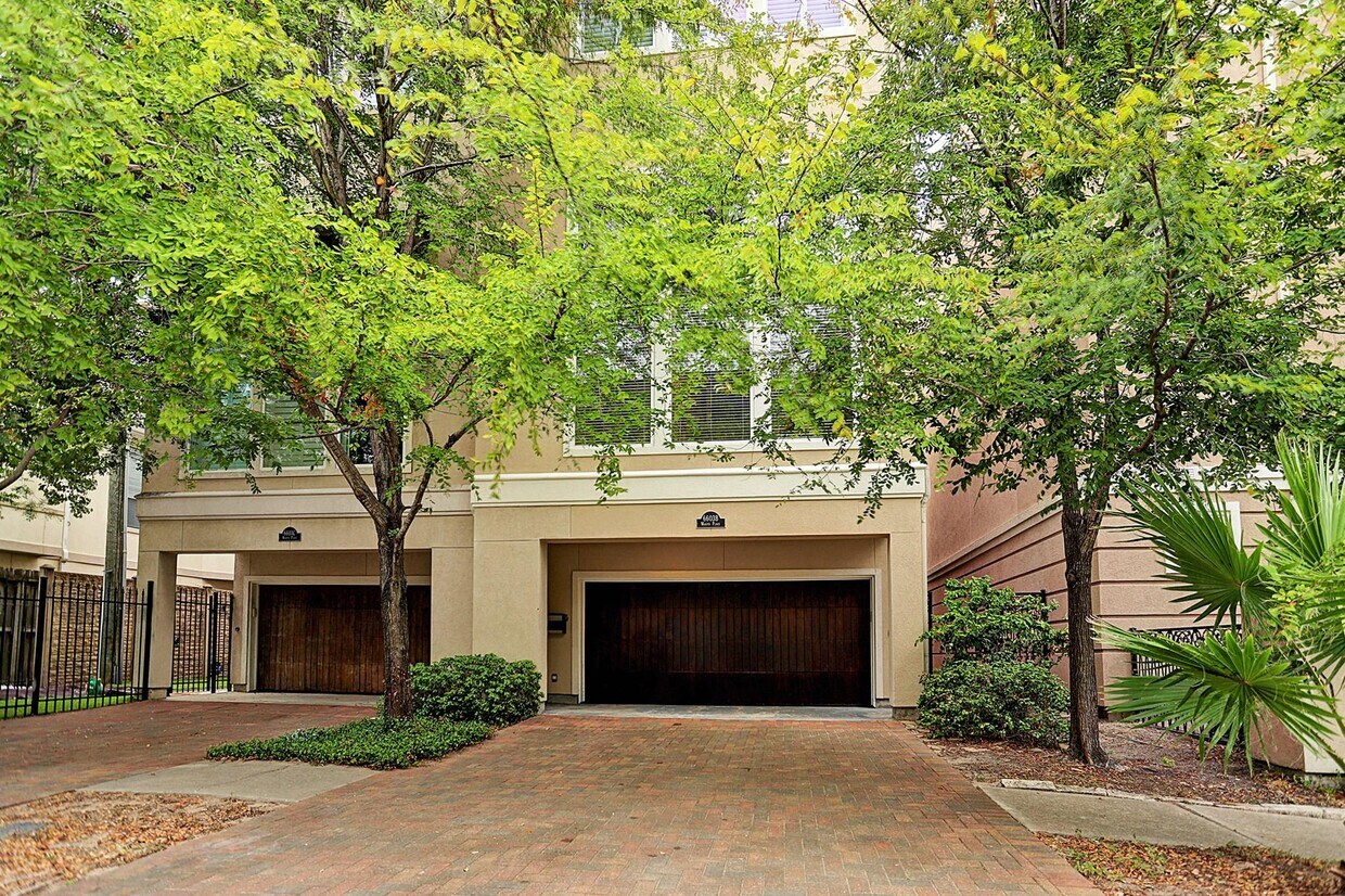 Foto principal - 6603 Wanita Pl