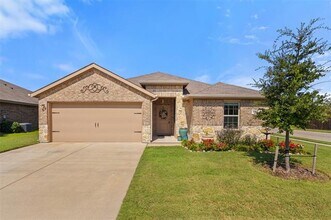 Building Photo - 3319 Everly Dr