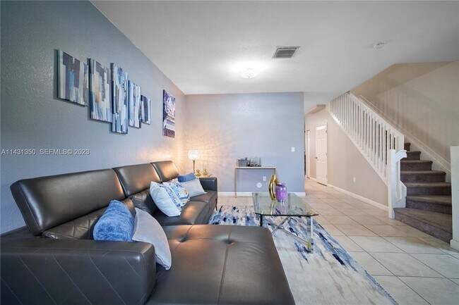 Foto del edificio - 11426 SW 250th St