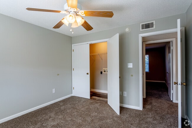 2HAB, 2BA 1000 ft² Paradise - Somerset Oceanside Apartments