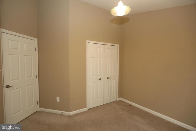 Building Photo - 1613 Highbridge Ct