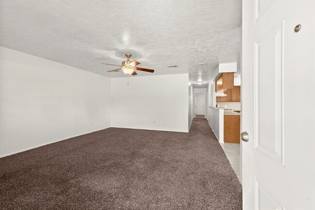 Building Photo - 6316 Olson Ln