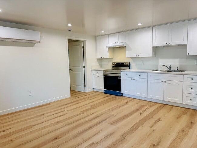 Foto del edificio - 2922 8th Ave