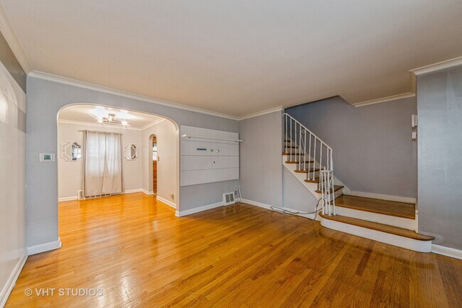 Building Photo - 1405 N Harlem Ave