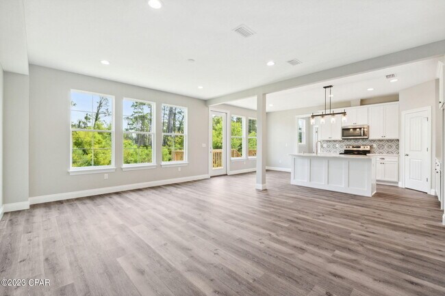 Foto del edificio - 4332 Magnolia Beach Rd