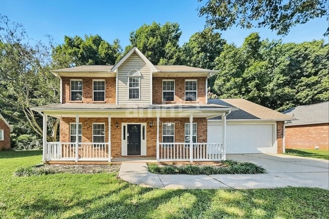 Building Photo - 210 Kilmer Ln