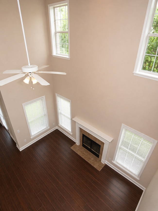 Building Photo - 442 Forest Lakes Dr