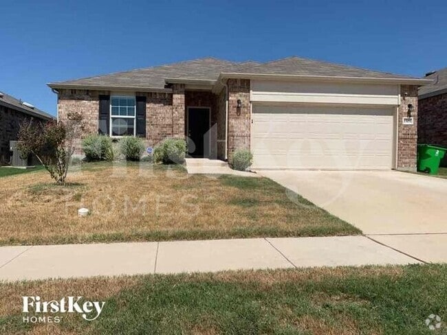 Building Photo - 1505 Vernon Dr