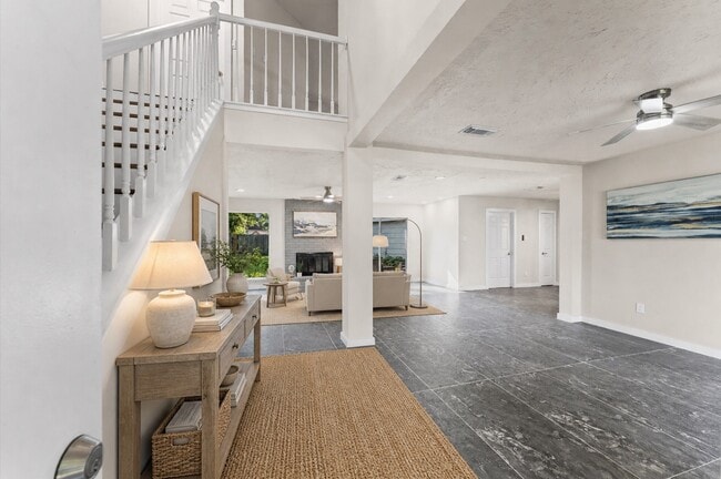 Building Photo - 3538 Glenwood Springs Dr
