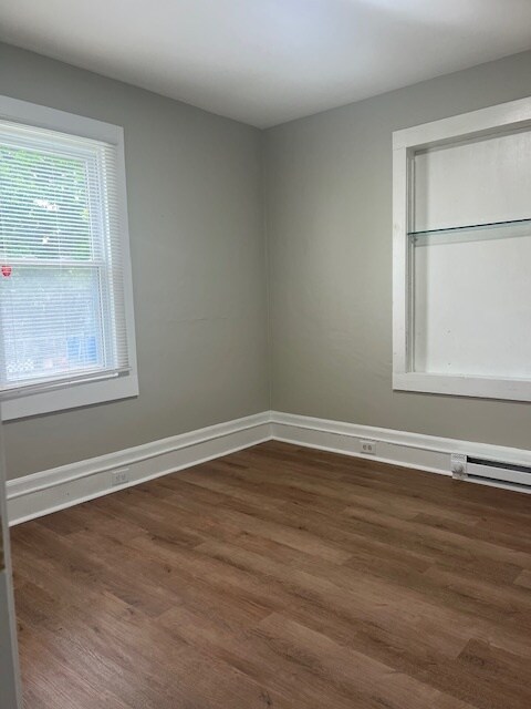 Foto del edificio - 823 S Division St