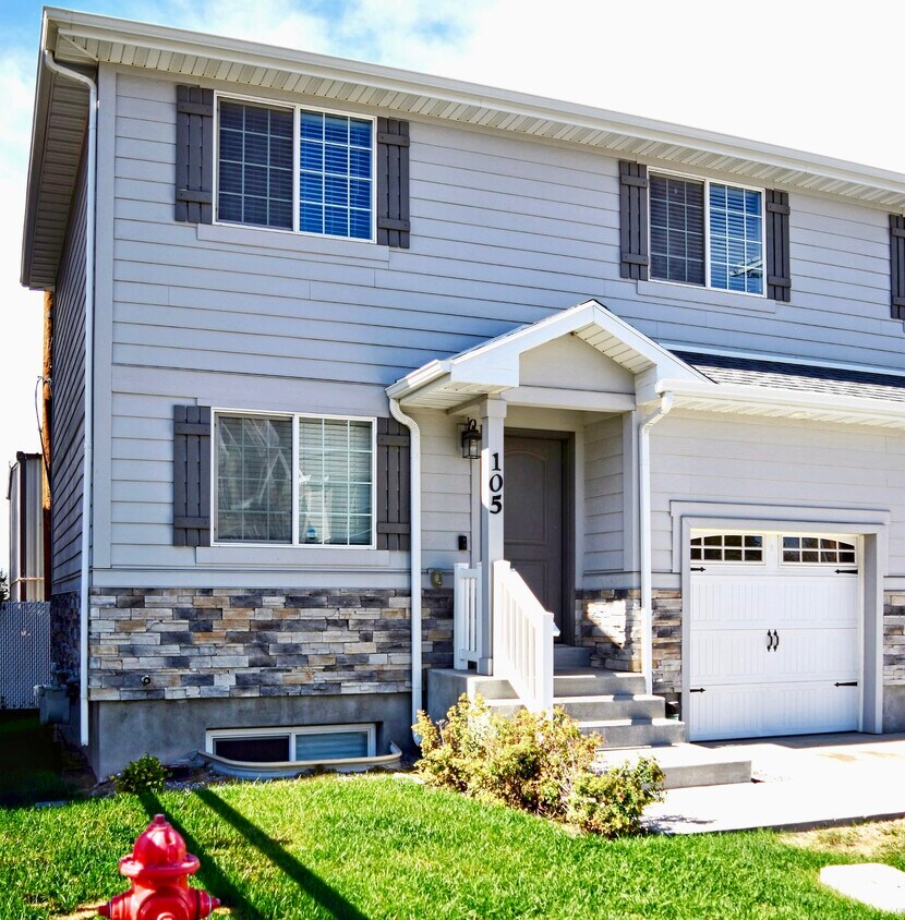 105 E Majestic Elms Plz, South Salt Lake, UT 84115 Townhome Rentals