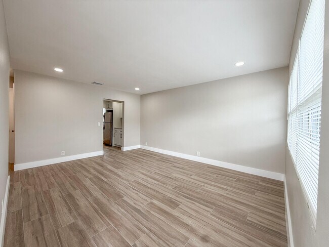 Foto del edificio - 821 3rd St