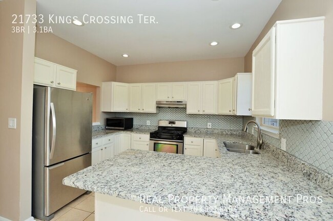 Photo - 21733 Kings Crossing Terrace Townhome